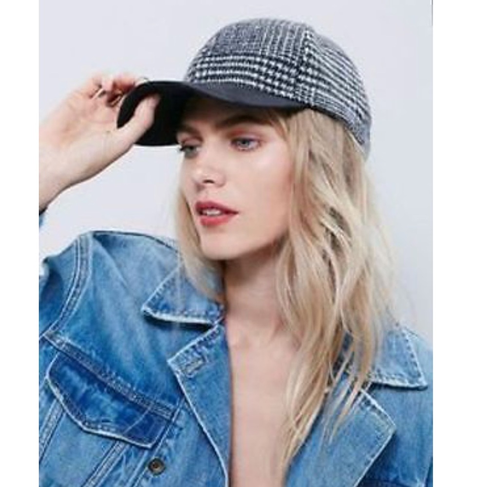 Free people baseball cap black and white